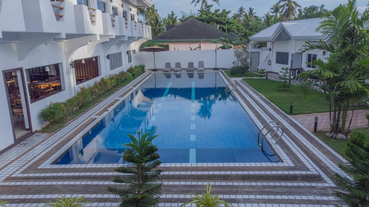 Adela Resort Panglao Esterno foto