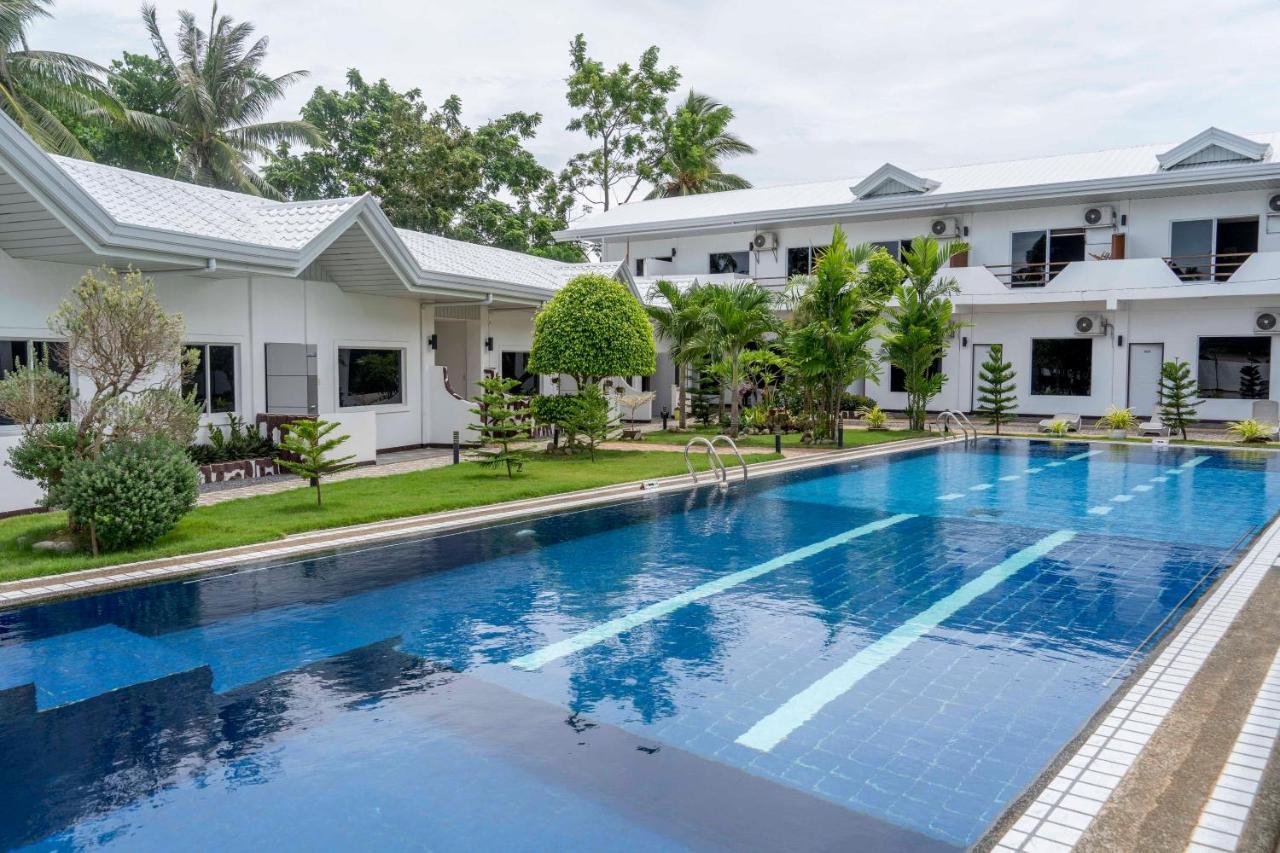 Adela Resort Panglao Esterno foto