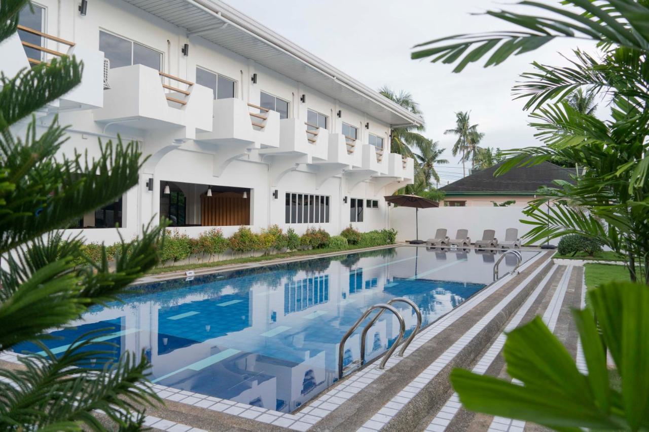 Adela Resort Panglao Esterno foto