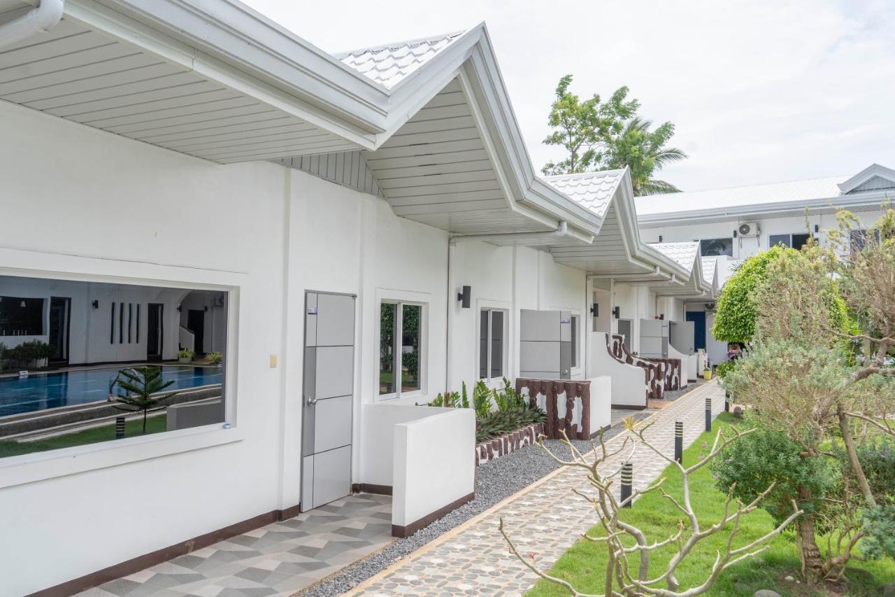 Adela Resort Panglao Esterno foto
