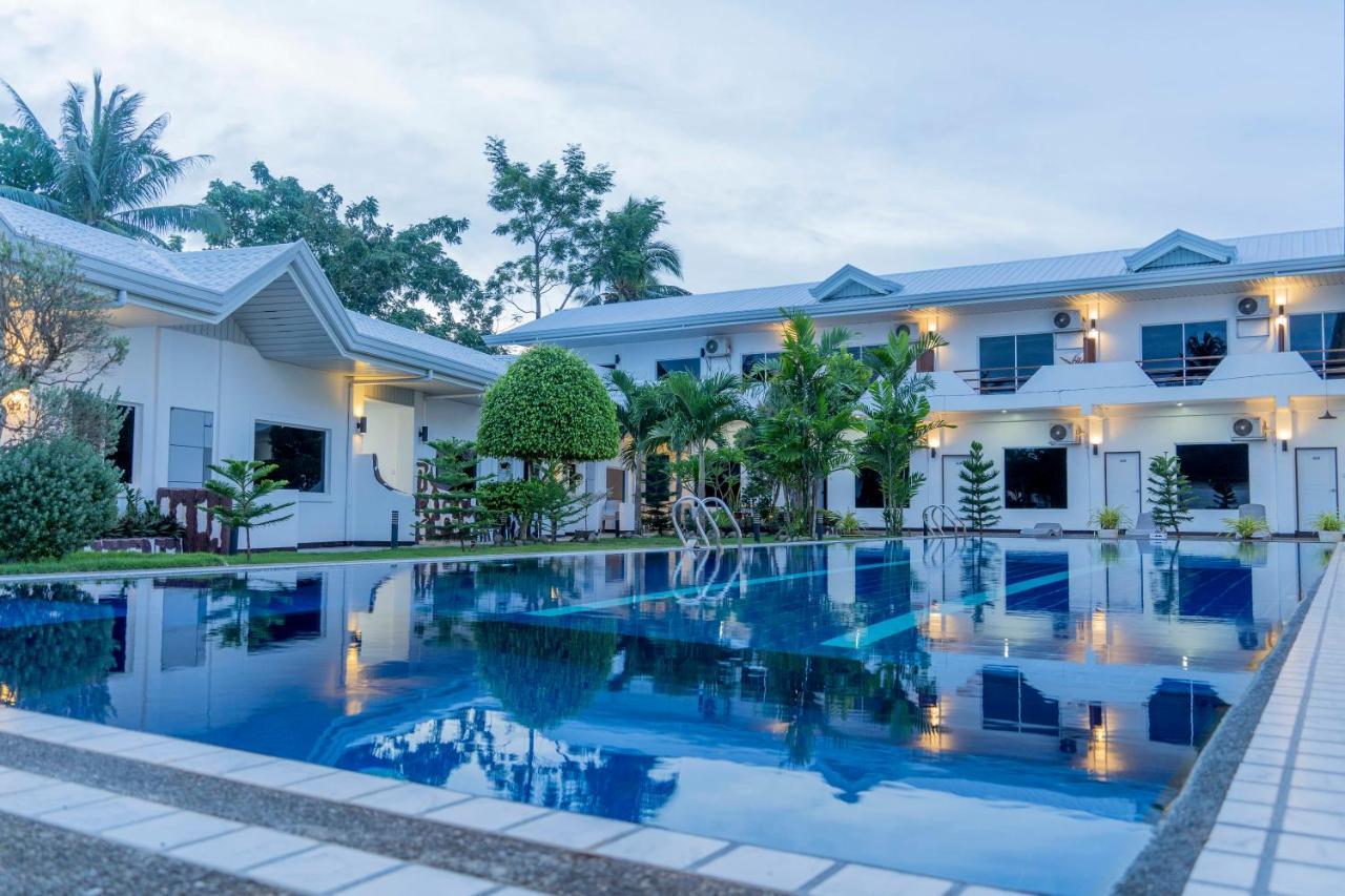 Adela Resort Panglao Esterno foto