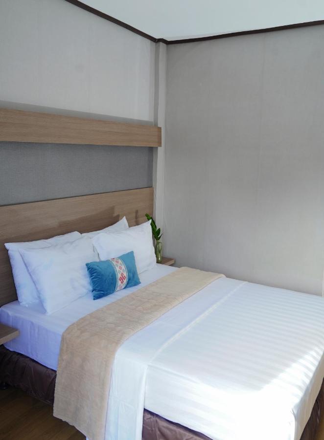 Adela Resort Panglao Esterno foto